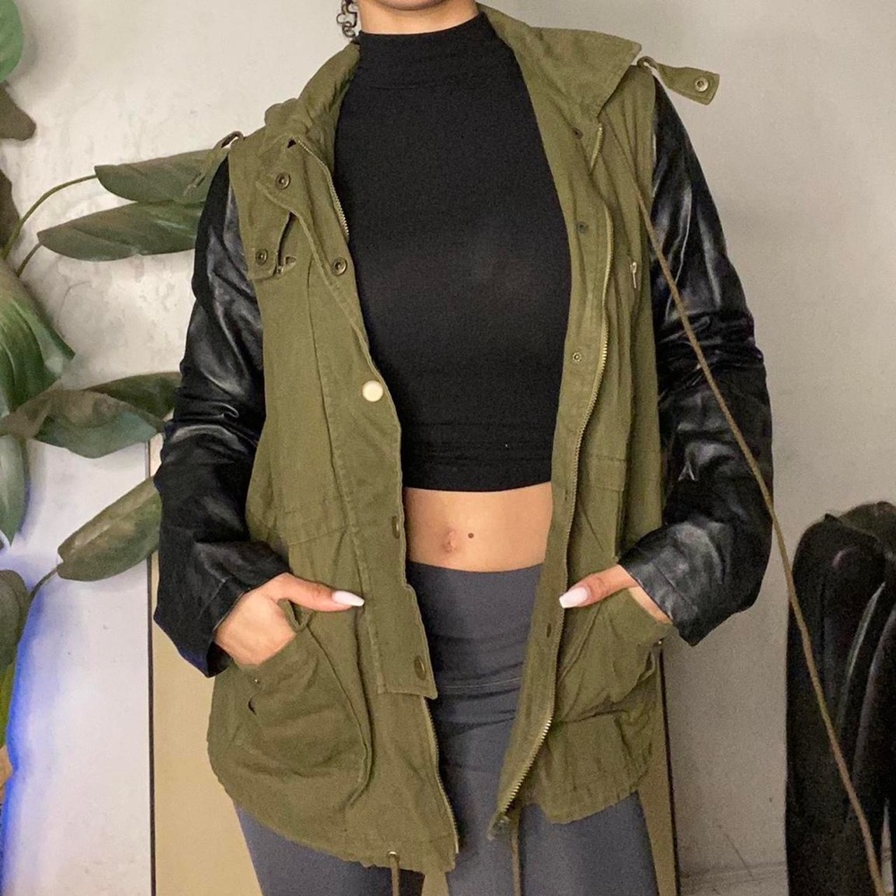 ✨olive green jacket✨